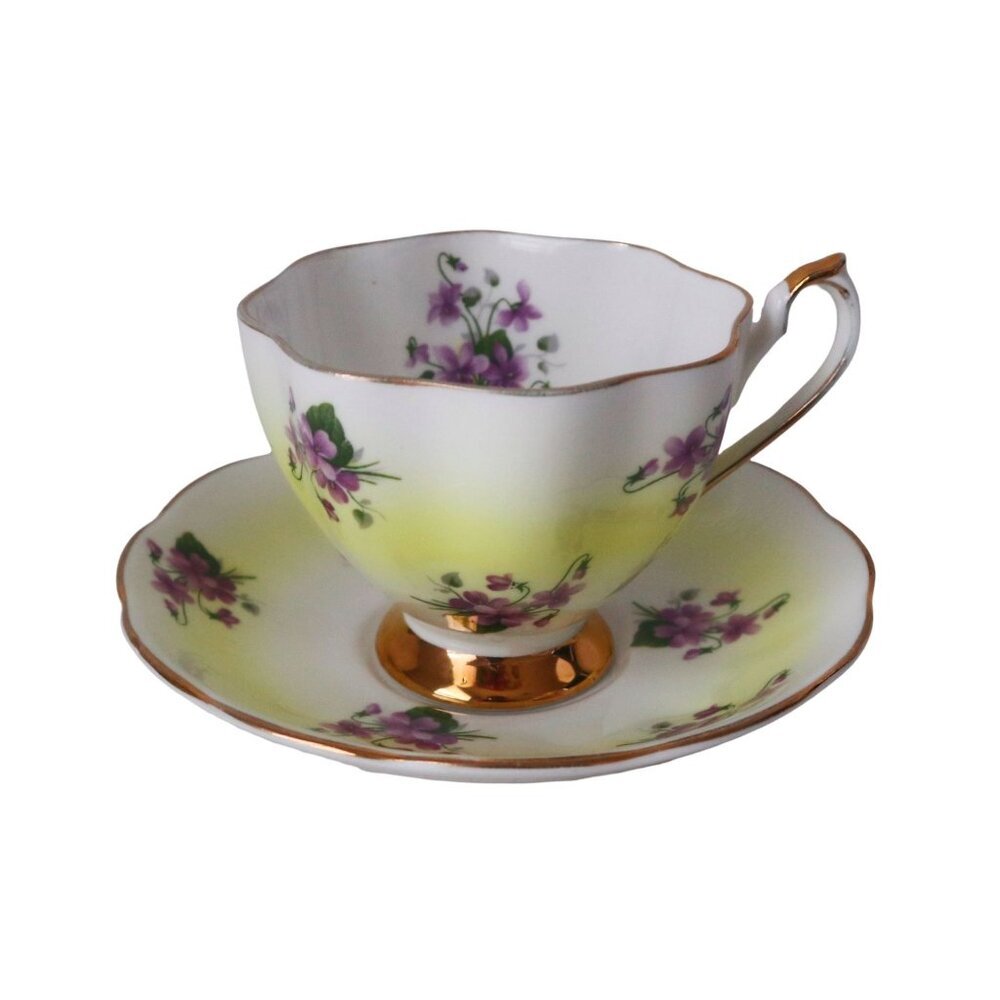 Vintage Queen Anne Tea Cup Saucer Floral Fine Bone China England Teacup